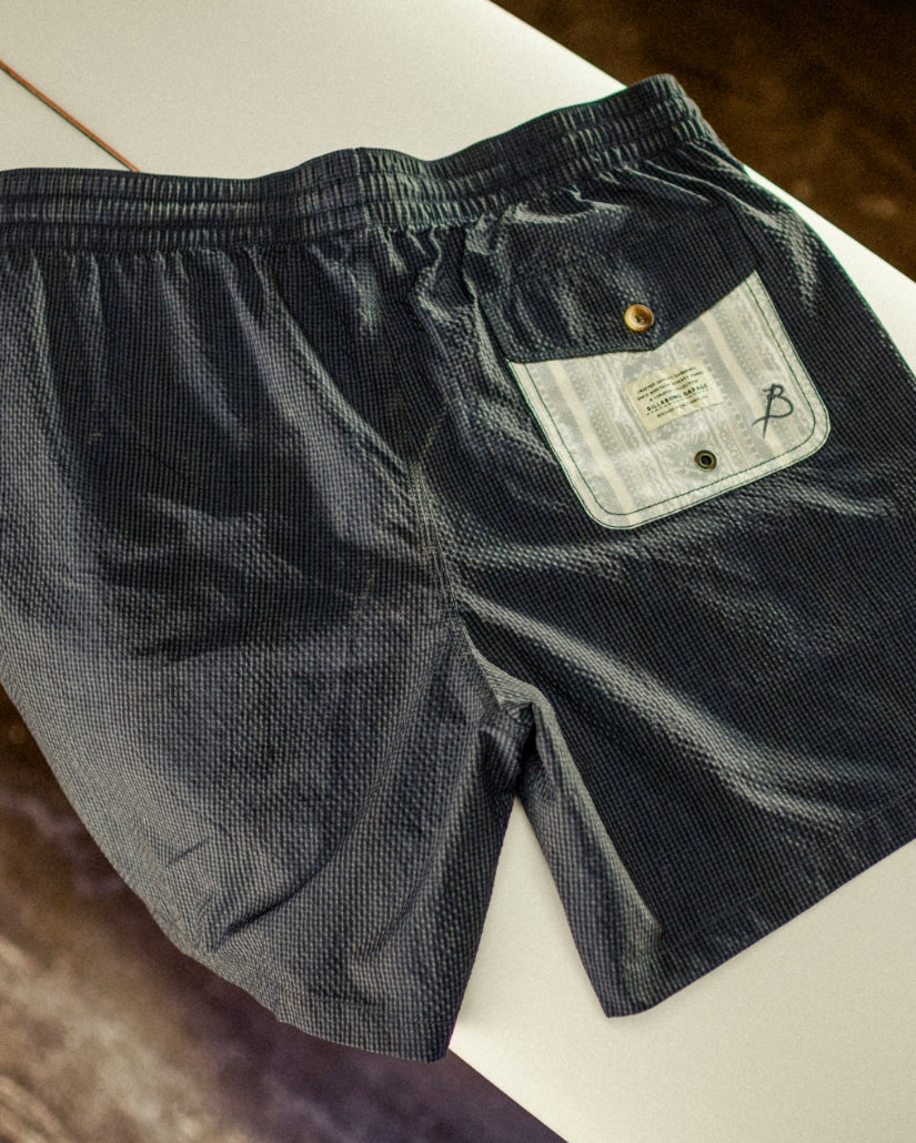 Day Trip Garage Laybacks 16 Trunks - Eclipse