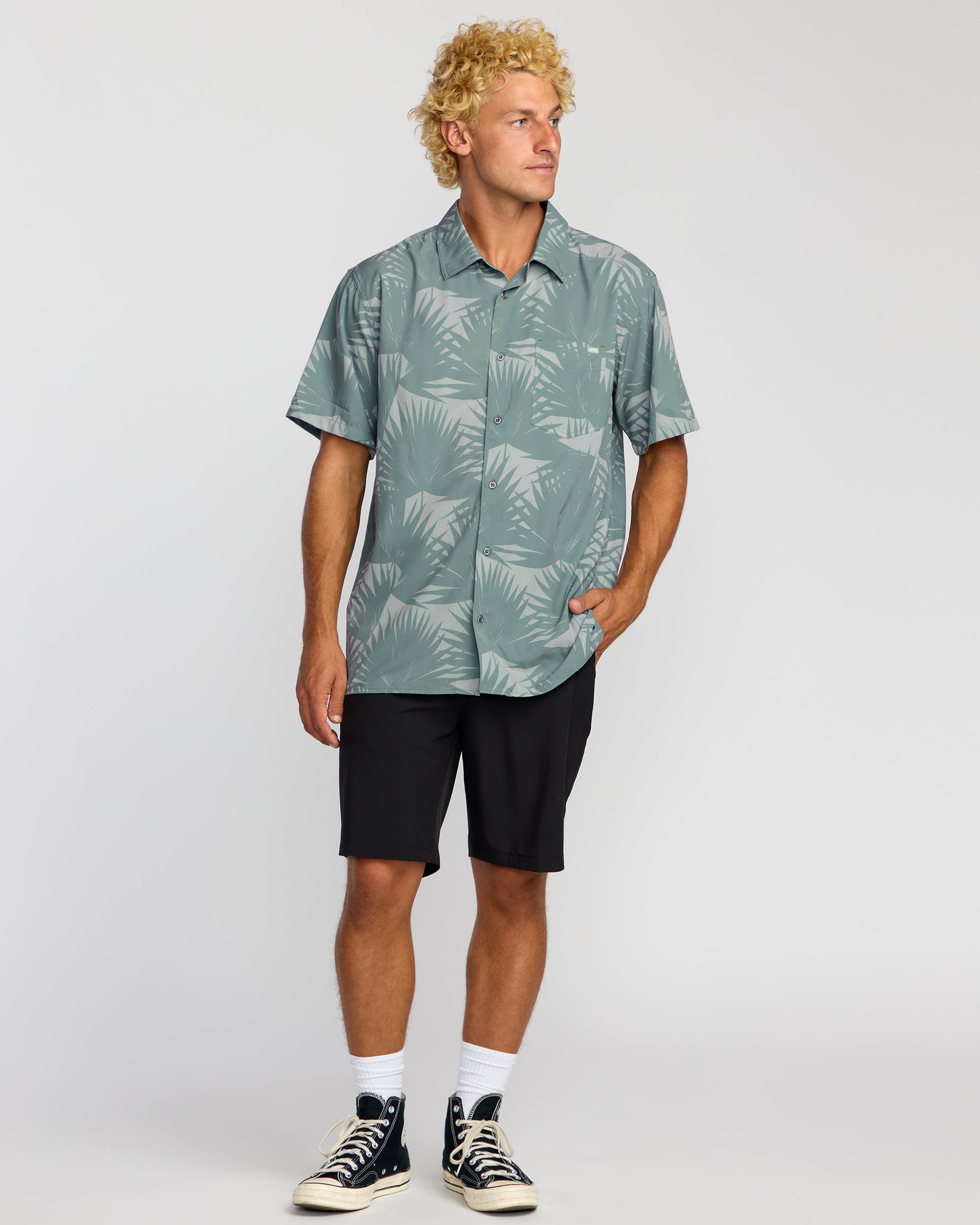 Surftrek Perf Short Sleeve Shirt - Sea Blue - Image 3