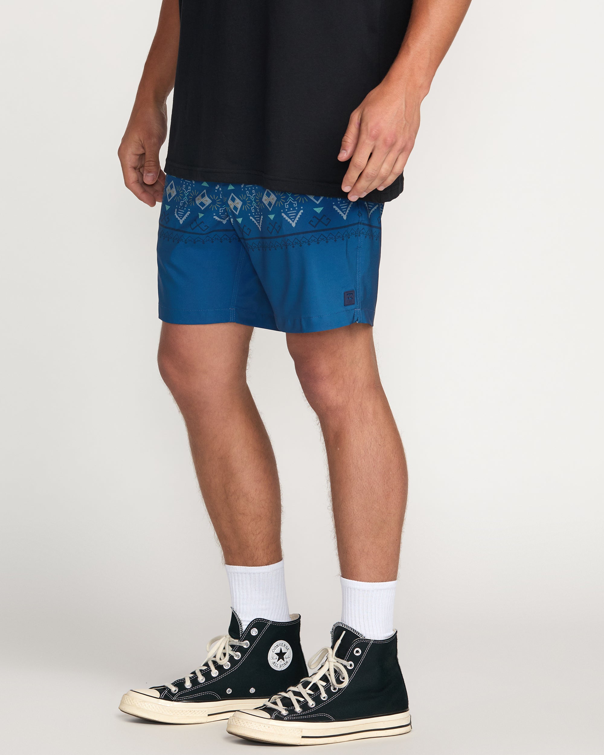 Surftrek Elastic Submersible 17 Hybrid Shorts - Deep Blue - Image 6