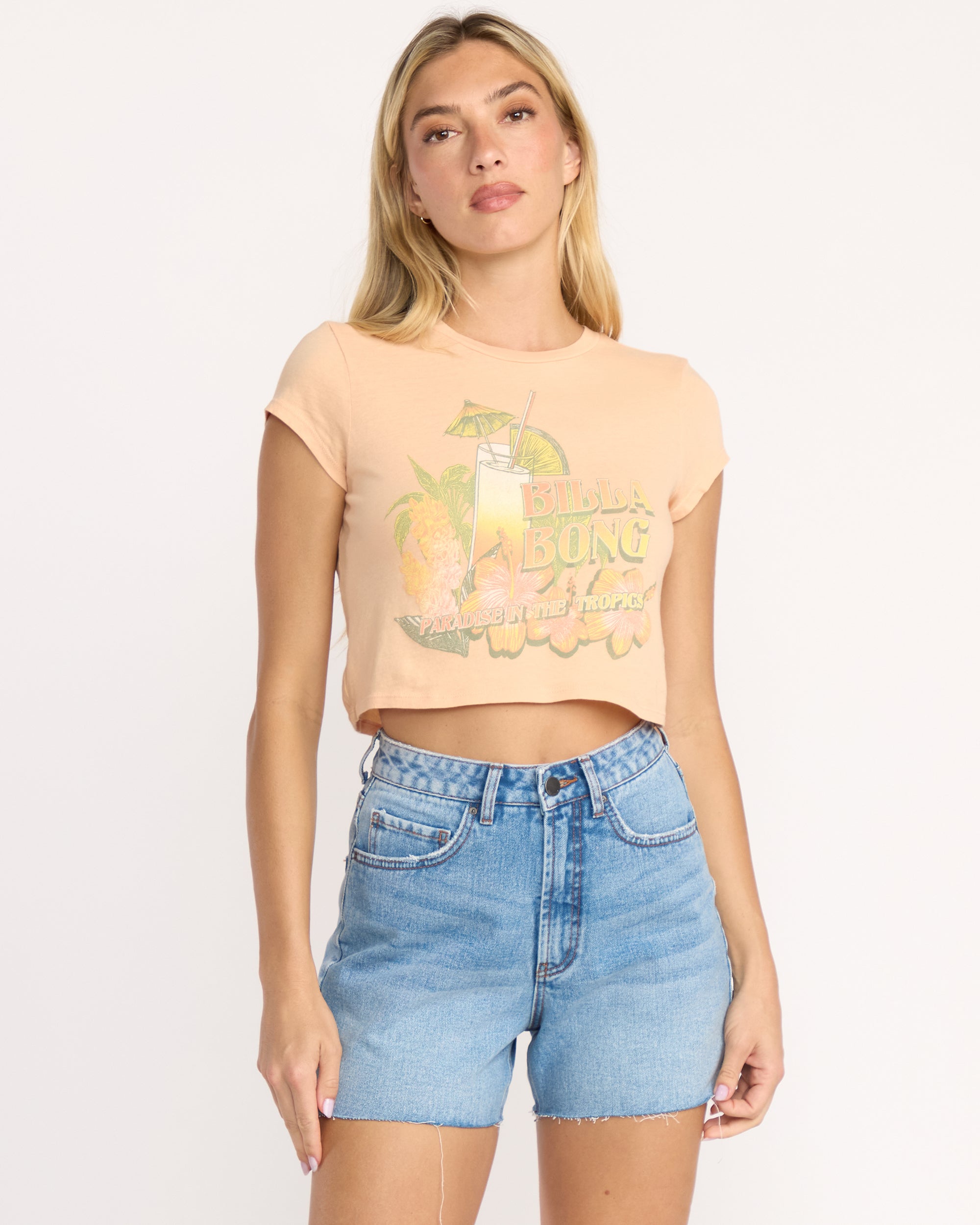 Vacay Awaits Tee - Sunstone