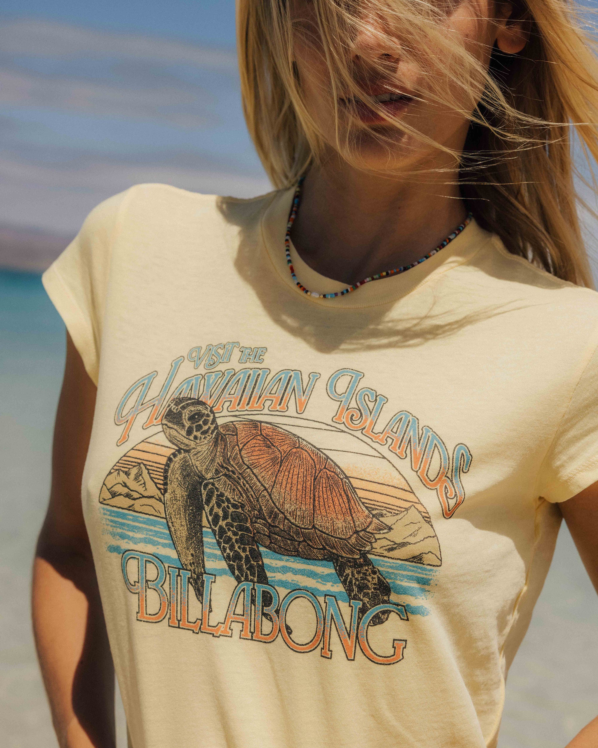 Going On Vacay T-Shirt - Retro Yellow - Image 2